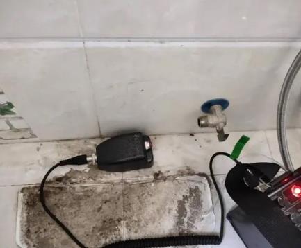 安仁屋顶漏水维修公司分享下卫生间漏水的危害及解决方法